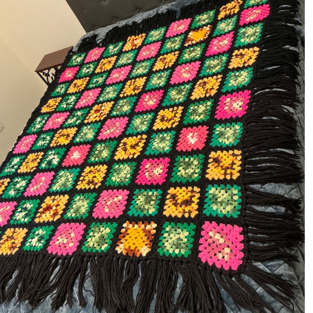Vintage Handmade Crochet Granny Square Blanket Black Pink Green Fringe Afghan‎